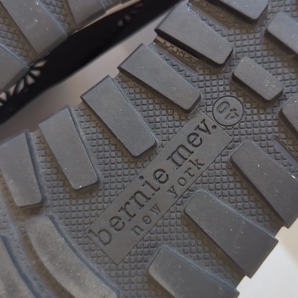 BM Bernie Mev Mary Jane Flats EU 40 Black White Lightweight Flexible - Picture 5 of 16